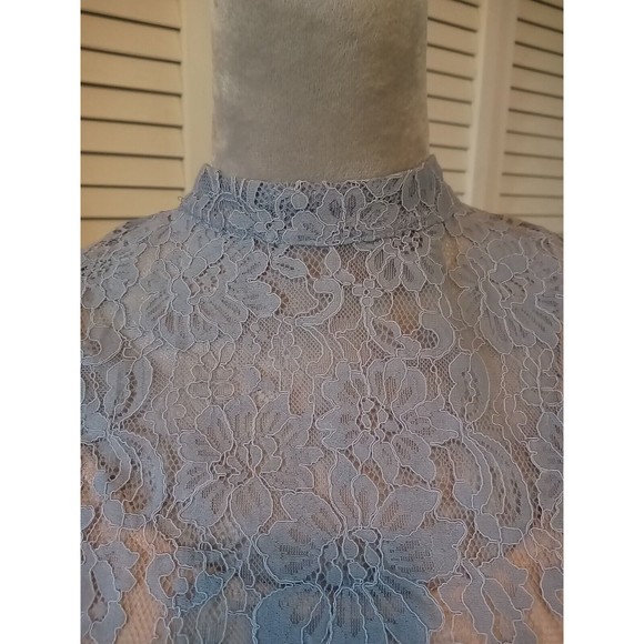 A. Calin Flying Tomato Anthropology Large lavender Lace Bell Sleeve Blou… - Picture 7 of 16